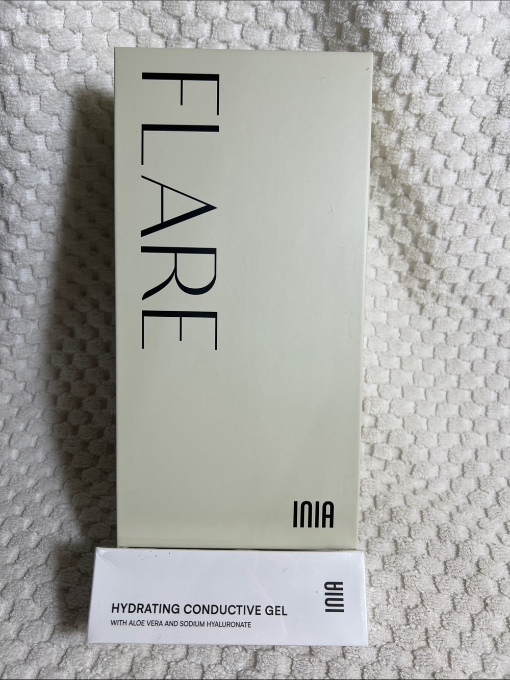 INIA FLARE ⚠️FREEBIES⚠️